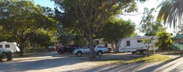 Rubyvale Camping Rubyvale Caravan Park, Caravan Park at Central QLD | Book at Campedia ...