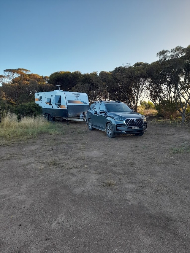 Len Barker Reserve Bush Campground, Campsite at null Book at