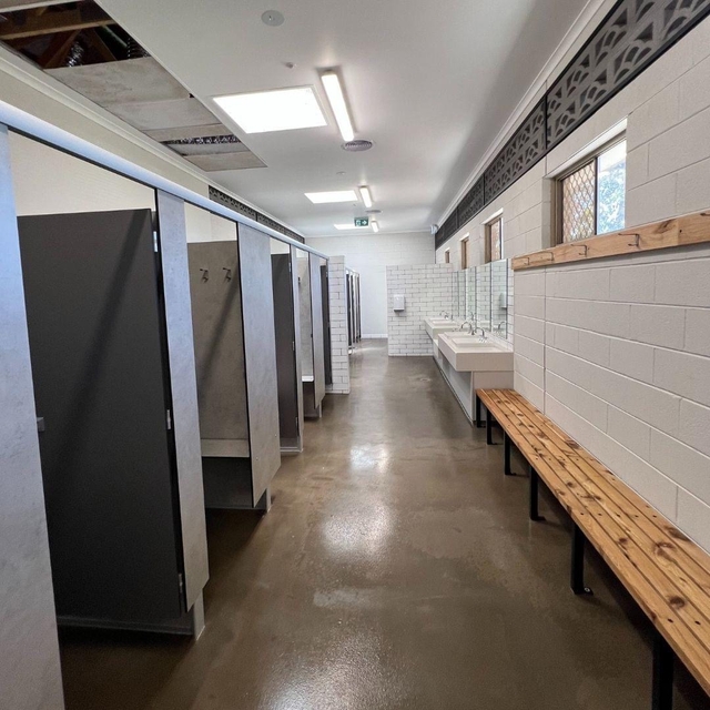 Lorne Foreshore Caravan Park Queens Park, Caravan Park at null Book